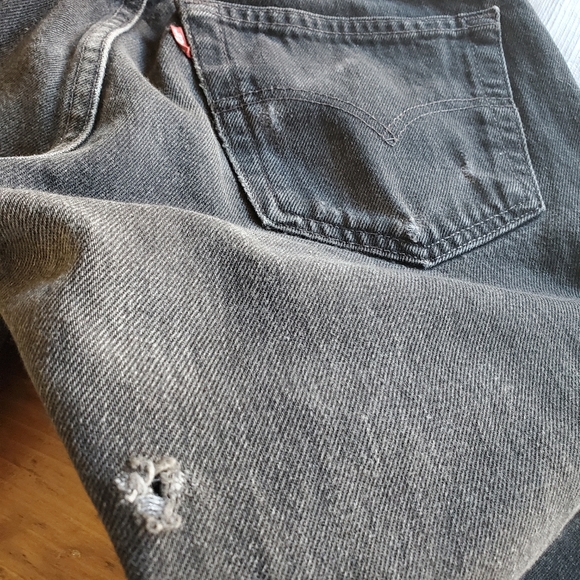 VINTAGE Levi's 501 Button Fly Jeans - Picture 9 of 15